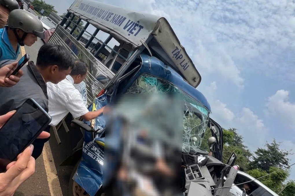 Two Fatal September Crashes Claim Lives of Vietnamese Teachers